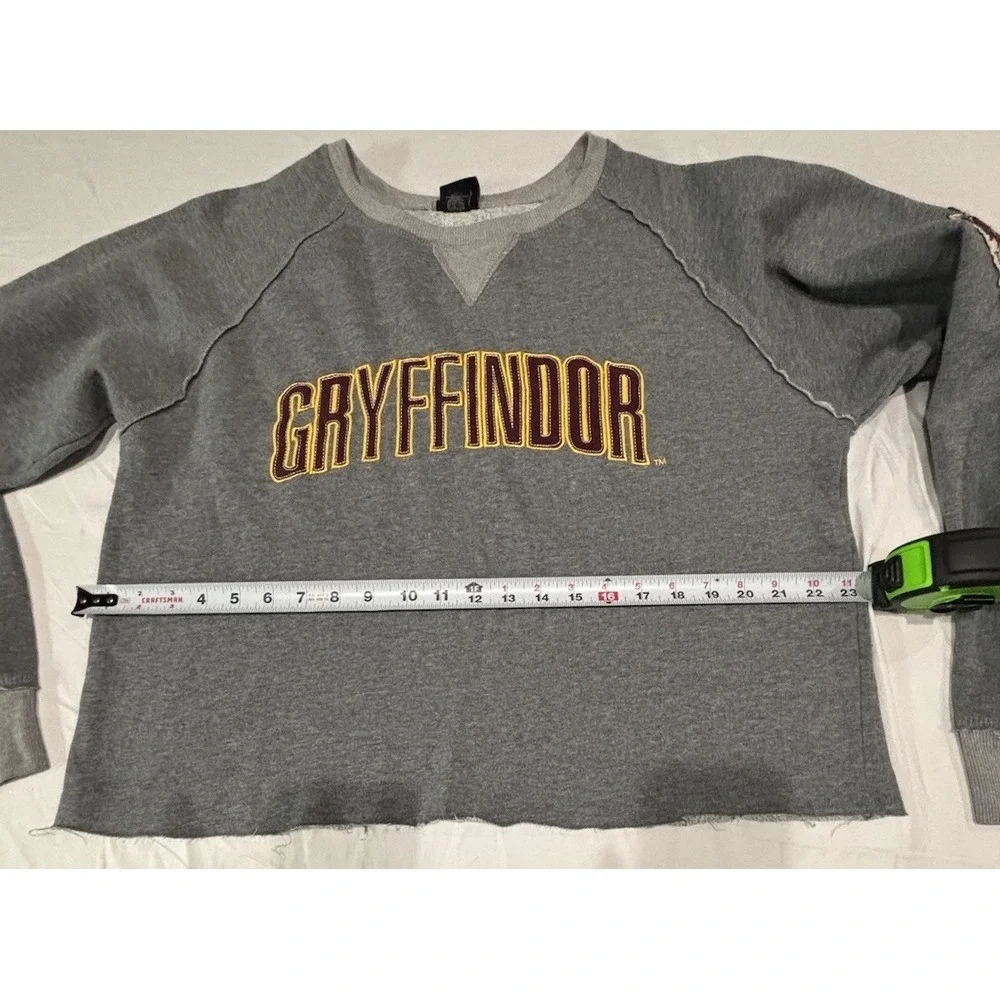 Harry Potter Gryffindor Cropped Sweatshirt Universal Studio Wizarding Women's L
